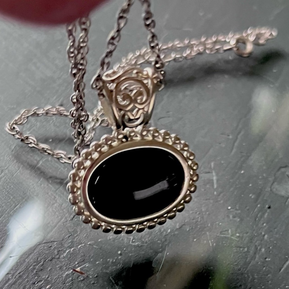 N158 Sterling silver chain sterling onyx oval pendant by Nevada Silversmith 18" - Picture 7 of 9